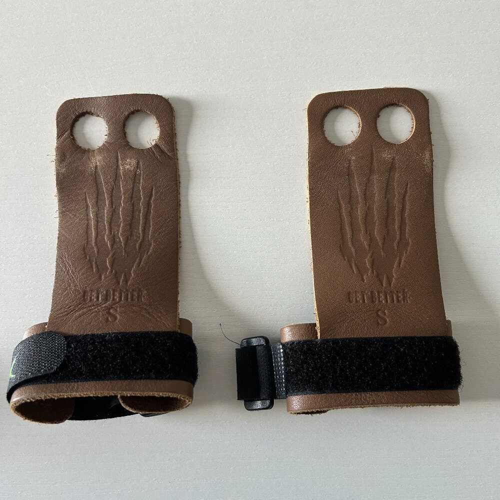 Bear KompleX 2-Hole Hand Grips, Size Small, Brown